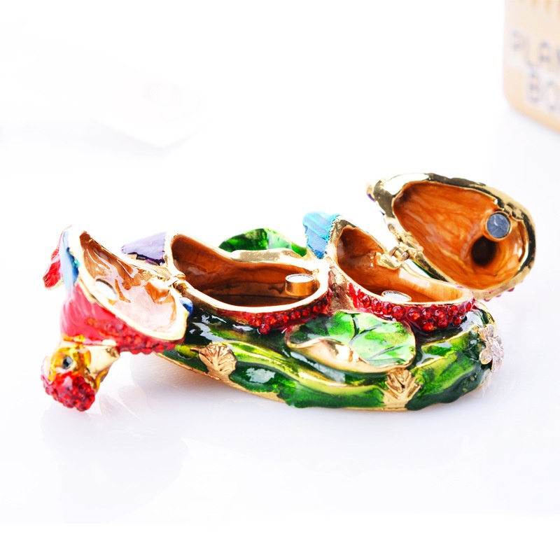 Mandarin duck shaped metal ornament box